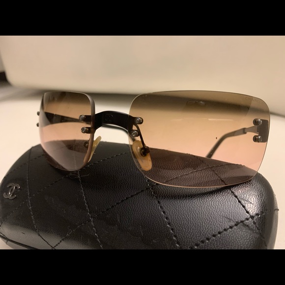 Chanel Limited addition glasses - Picture 5 of 6